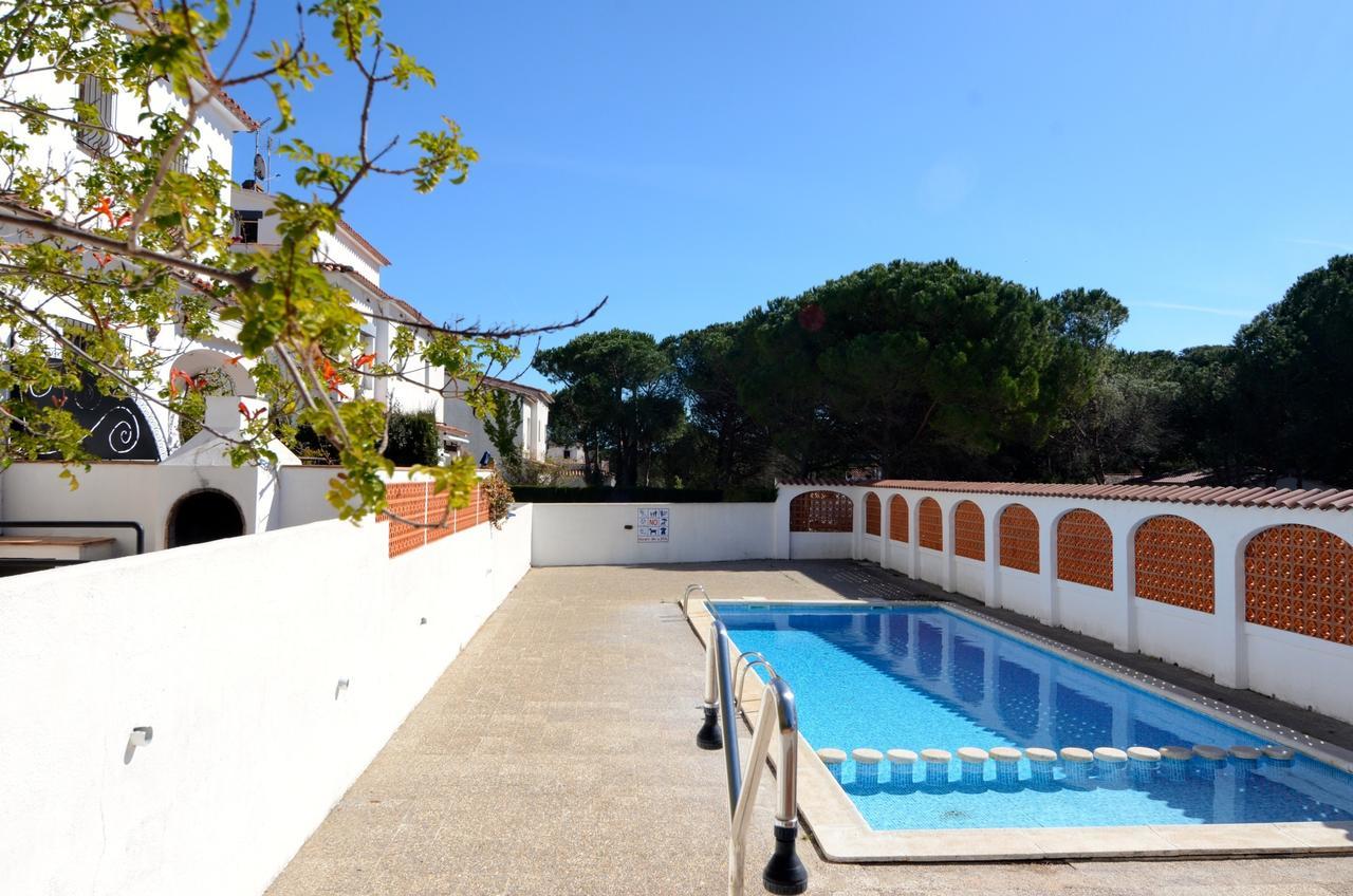 Avinguda Montgo Vila L' Escala Exterior foto